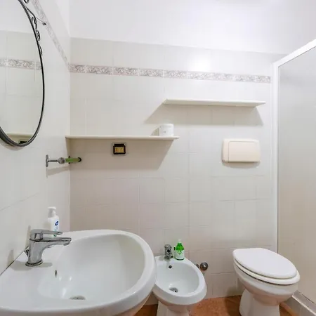 7 Bedroom Amazing In * Montalto di Castro